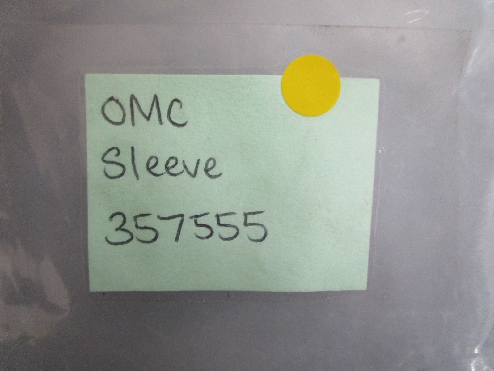 *NEW OEM* (LOT OF 5) 0810 OMC Johnson Evinrude Sleeve 357555 0357555