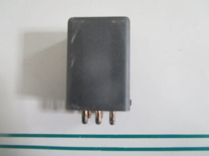 NEW OEM 0015450605 Mercedes-Benz Fuel Pump Relay 0820