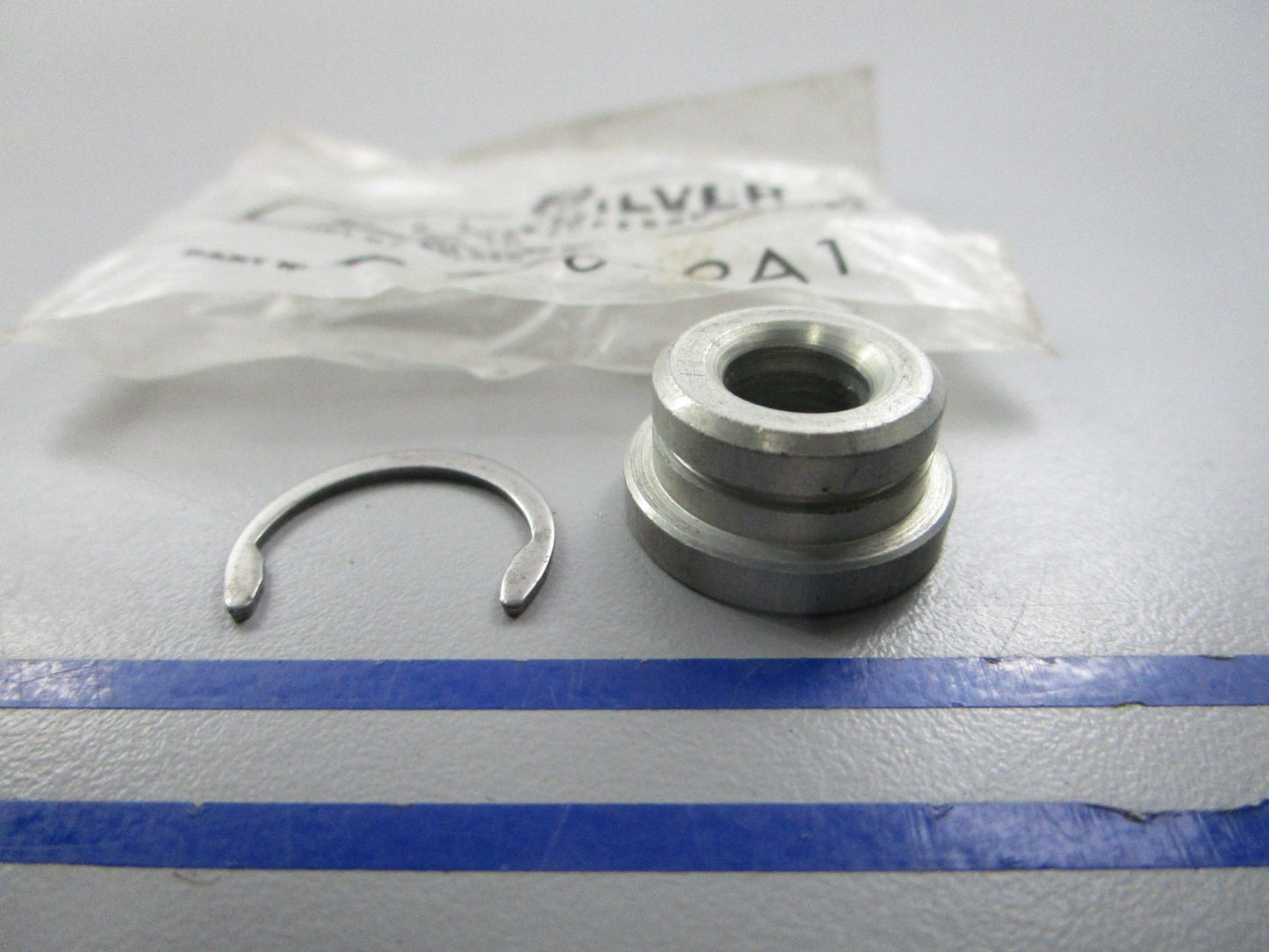 NEW OEM 77859A1 Mercury Quicksilver Guide Assembly 0810