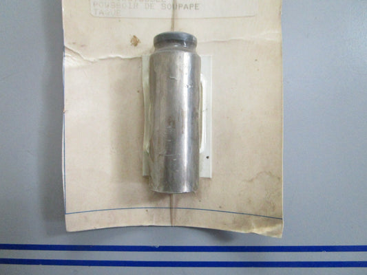 *NEW OEM* 0820 Volvo Penta Valve Lifter 1218630