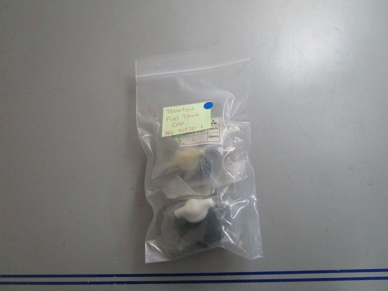 *NEW OEM* 0770 Nissan Tohatsu Fuel Tank Cap 3R6-70320-1