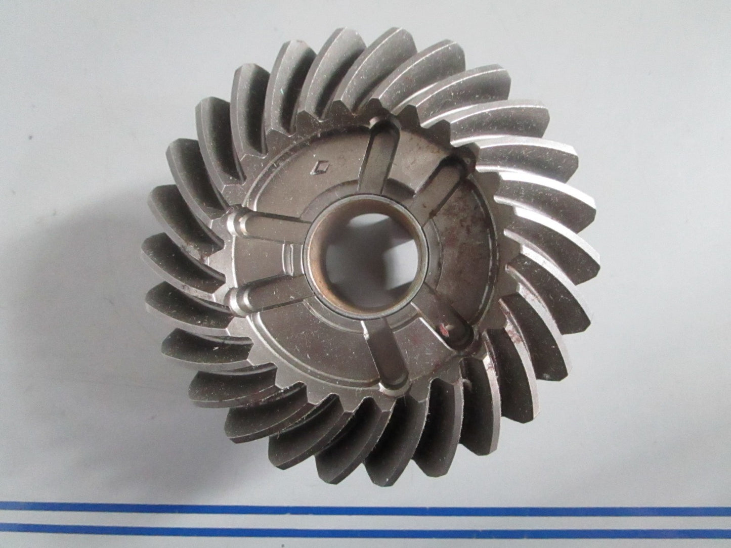 NEW OEM 323481 0323481 OMC Johnson Evinrude 26T Gear 0820
