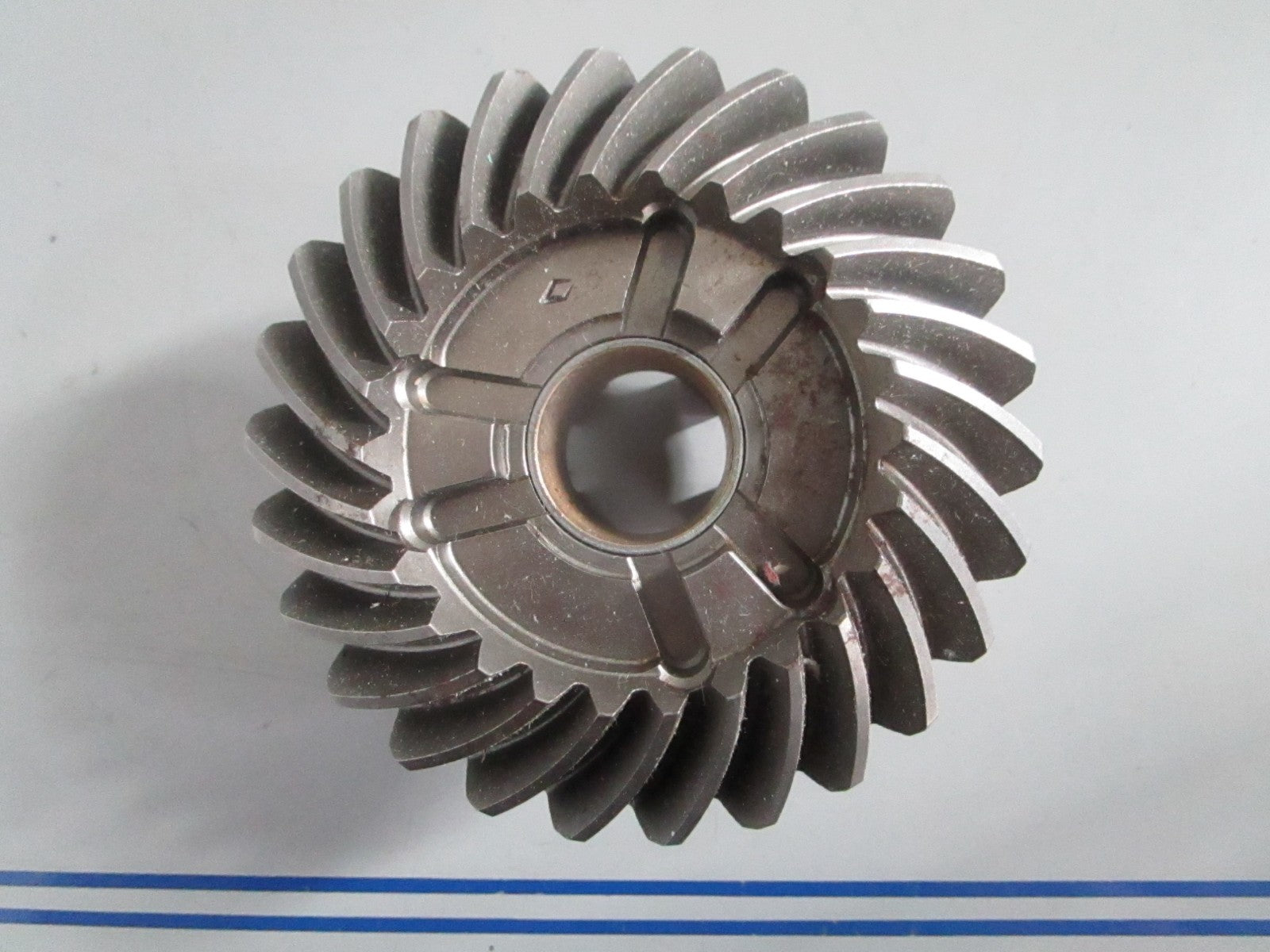 NEW OEM 323481 0323481 OMC Johnson Evinrude 26T Gear 0820