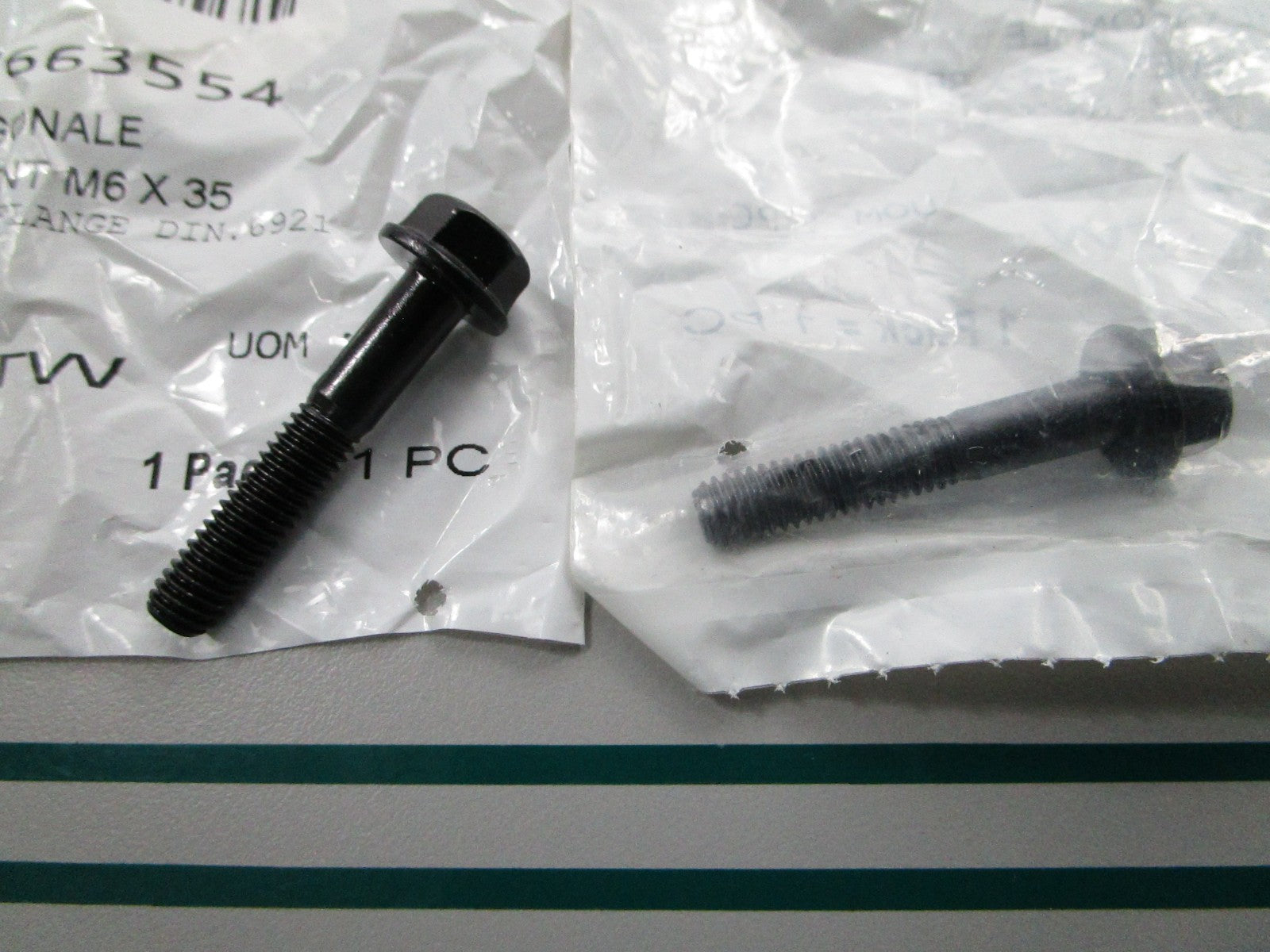 NEW OEM (LOT OF 2) 207663554 Can-Am Flange Screw 0810