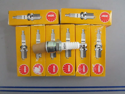 *NEW OEM* (LOT OF 8) 0820 NGK Spark Plug B8HS