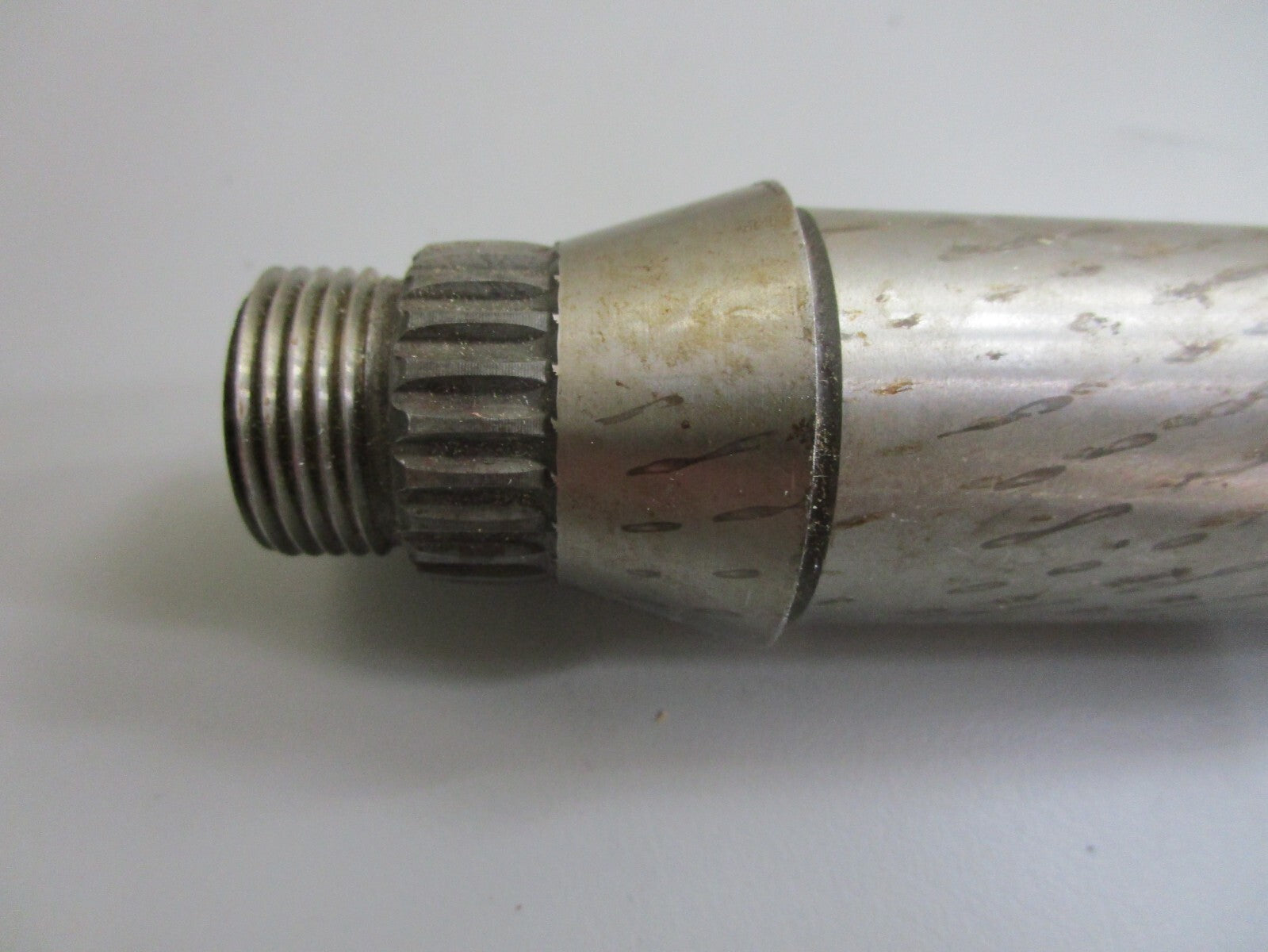 *NEW OEM* 0820 OMC Johnson Evinrude Drive Shaft 909043 0909043