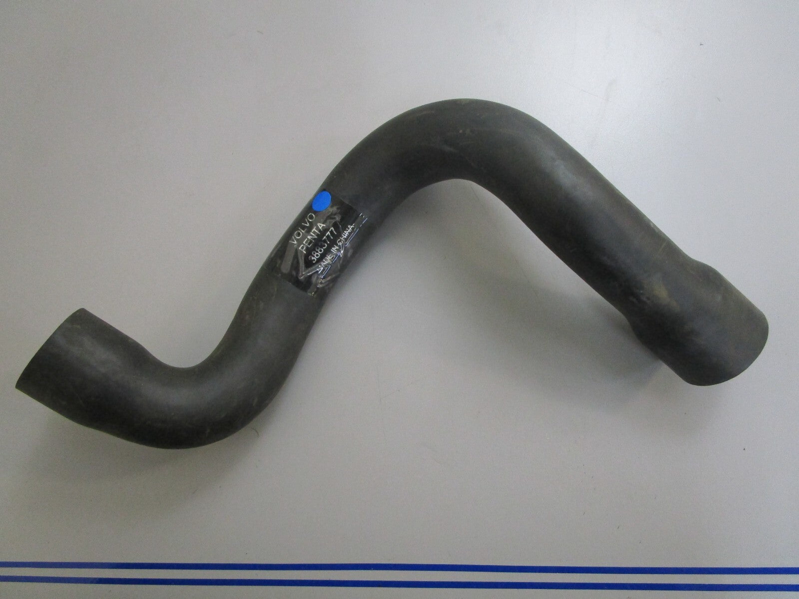 *NEW OEM* 0820 Volvo Penta Hose 3883777