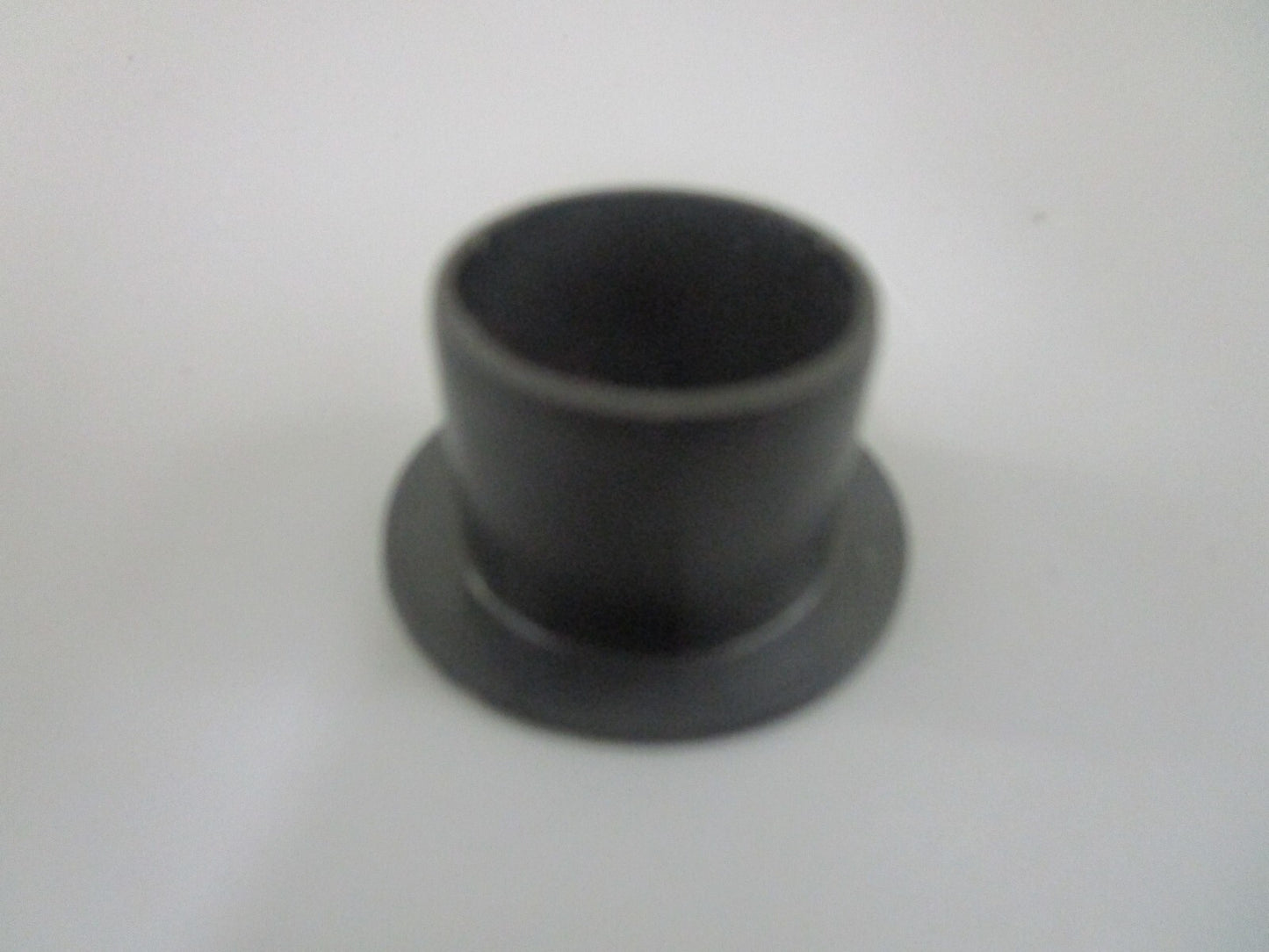 *NEW OEM* 0770 OMC Johnson Evinrude Bushing 335479 0335479