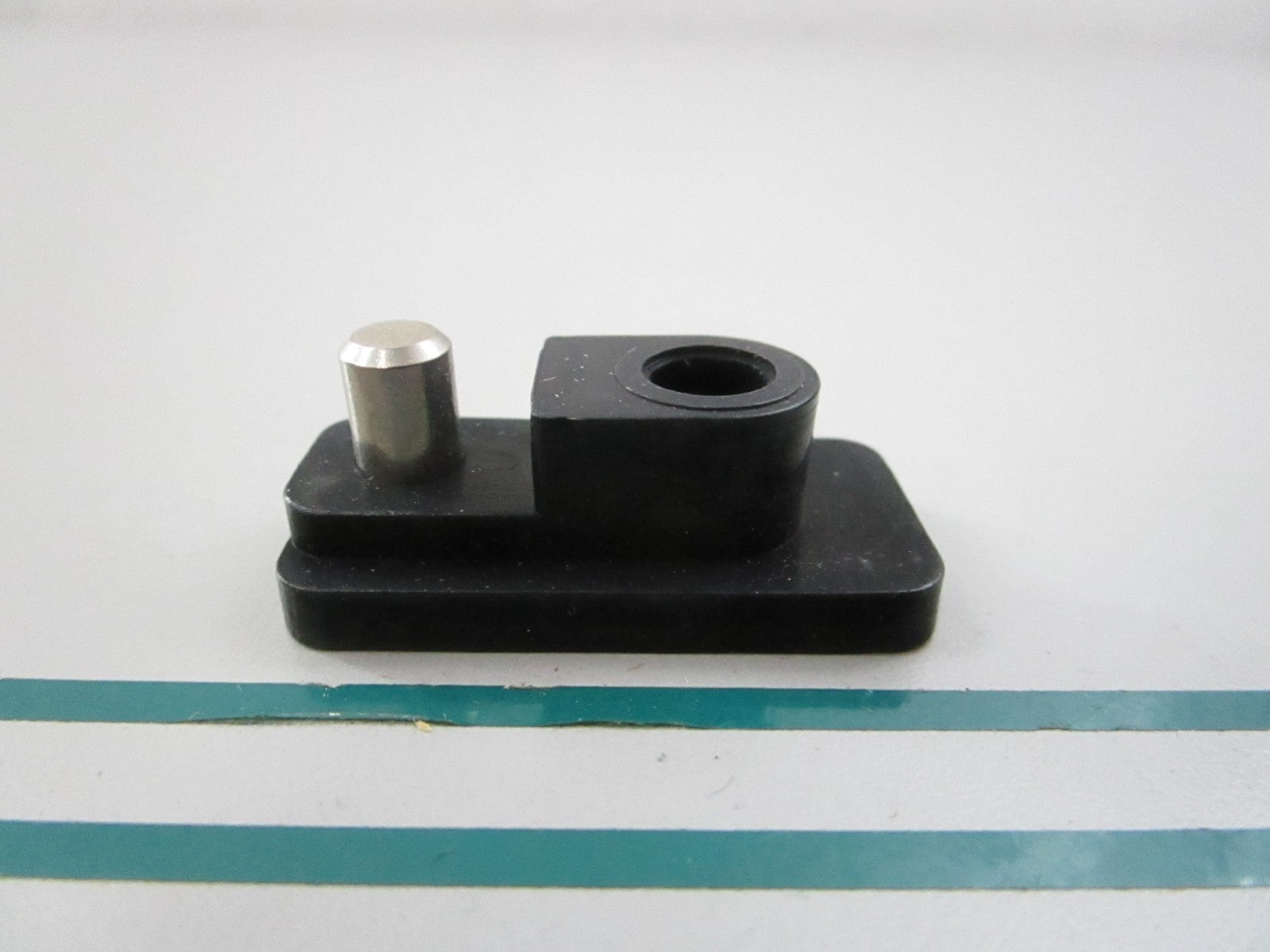 NEW OEM 37896 Mercury Quicksilver Shift Lock Guide Block 0810