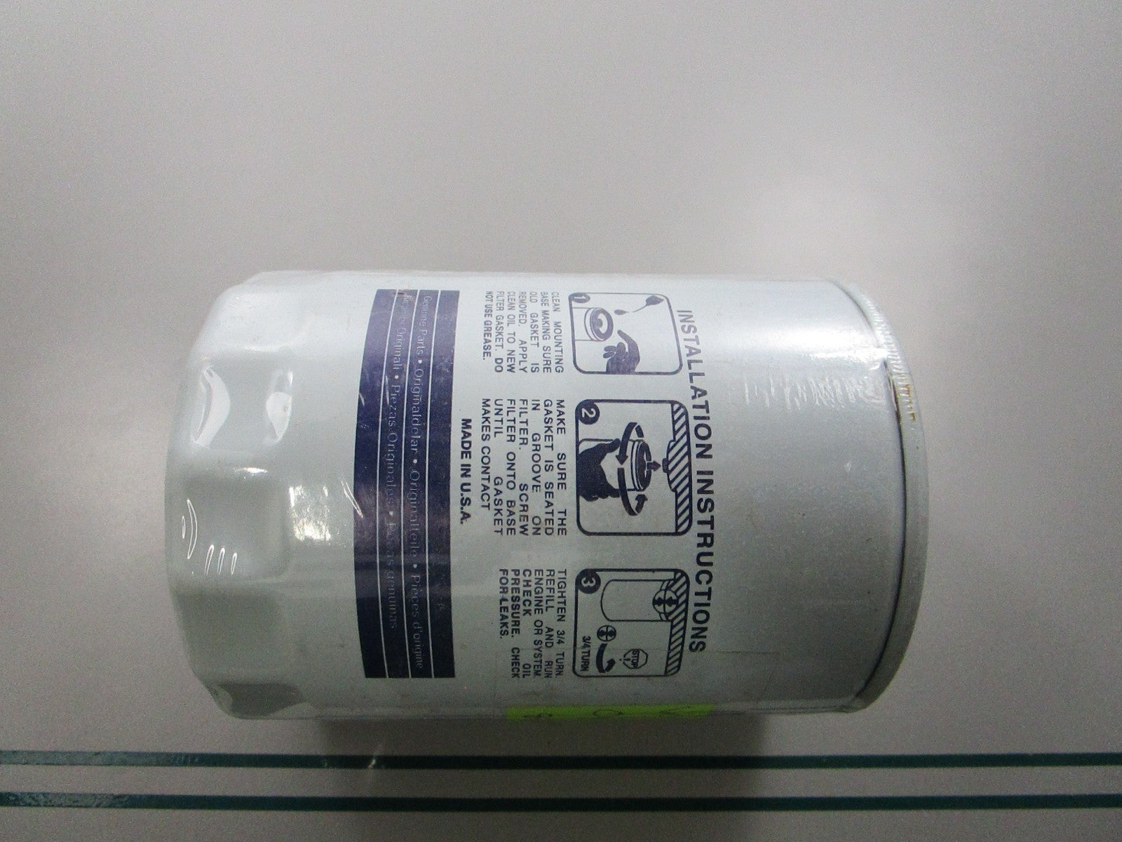 NEW OEM 835779 Volvo Penta Oil Filter 0810