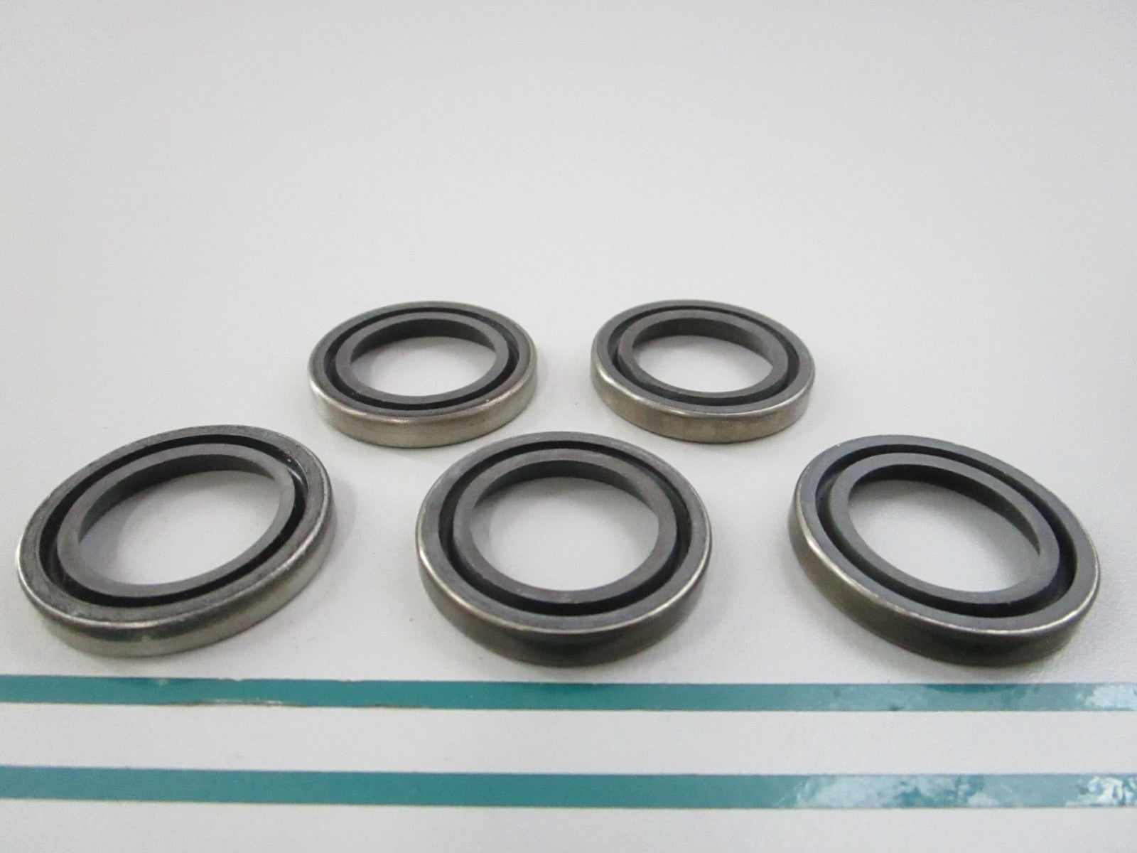 NEW (LOT OF 5) RL2013 Replaces: 26-16977 Mallory Oil Seal 0810