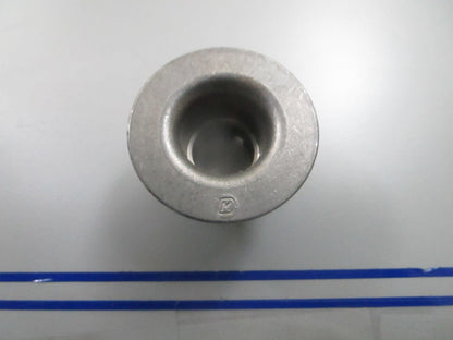 *NEW OEM* 0810 OMC Johnson Evinrude Spindle 330524 0330524