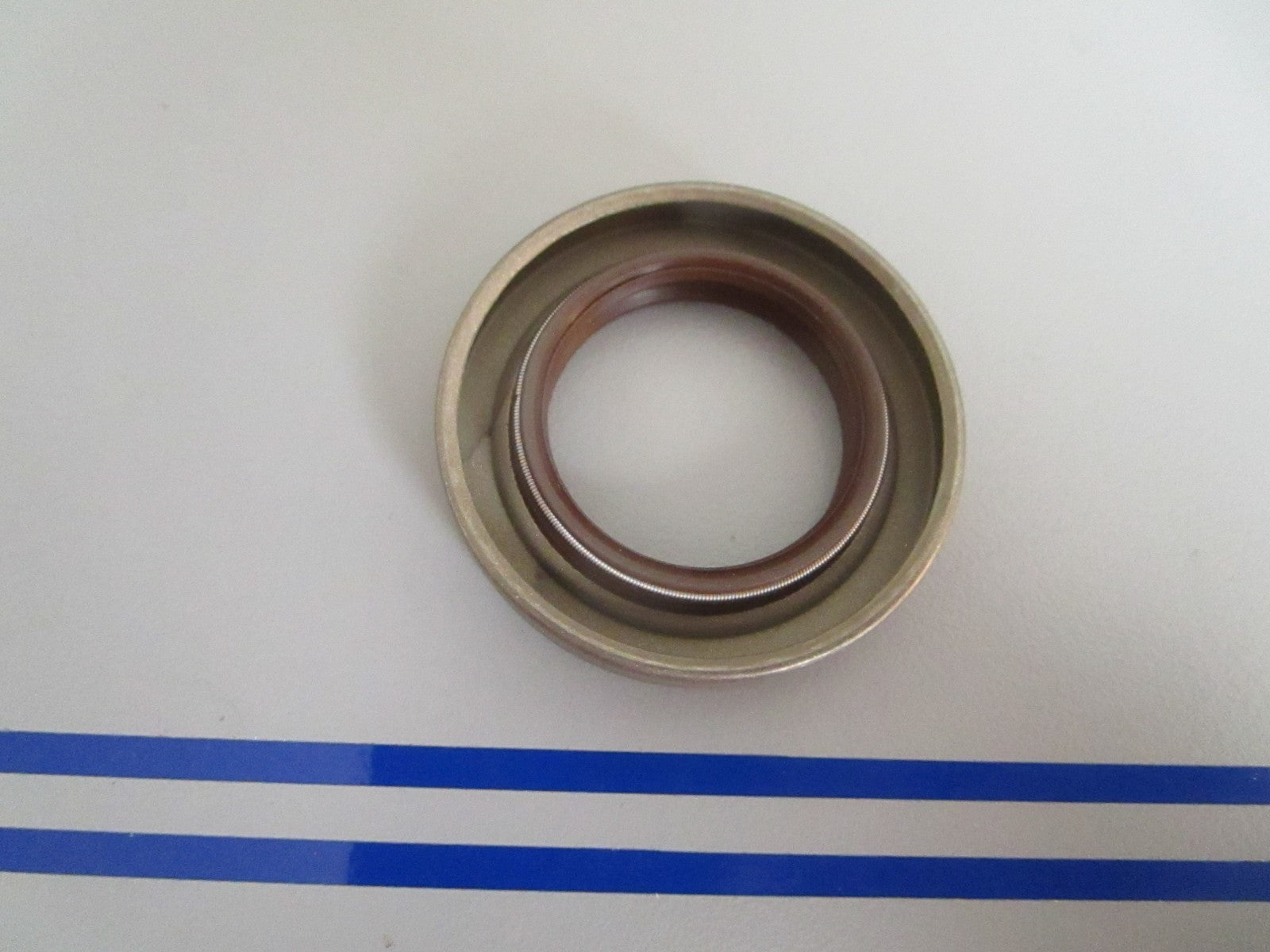 *NEW OEM* 0720 OMC Johnson Evinrude Seal 337235 0337235