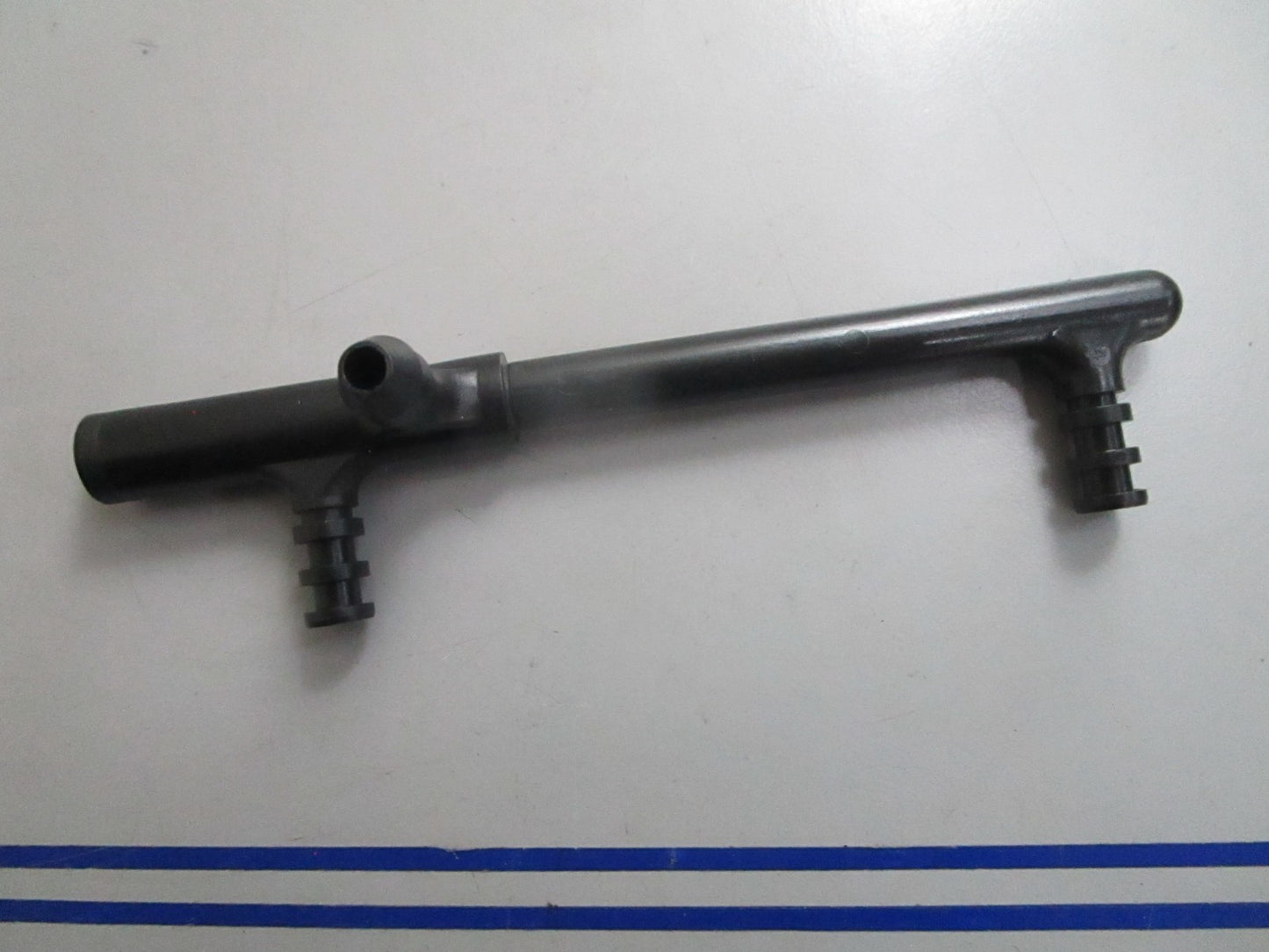 *NEW OEM* 0820 OMC Johnson Evinrude Fuel Manifold Assy 436211 0436211