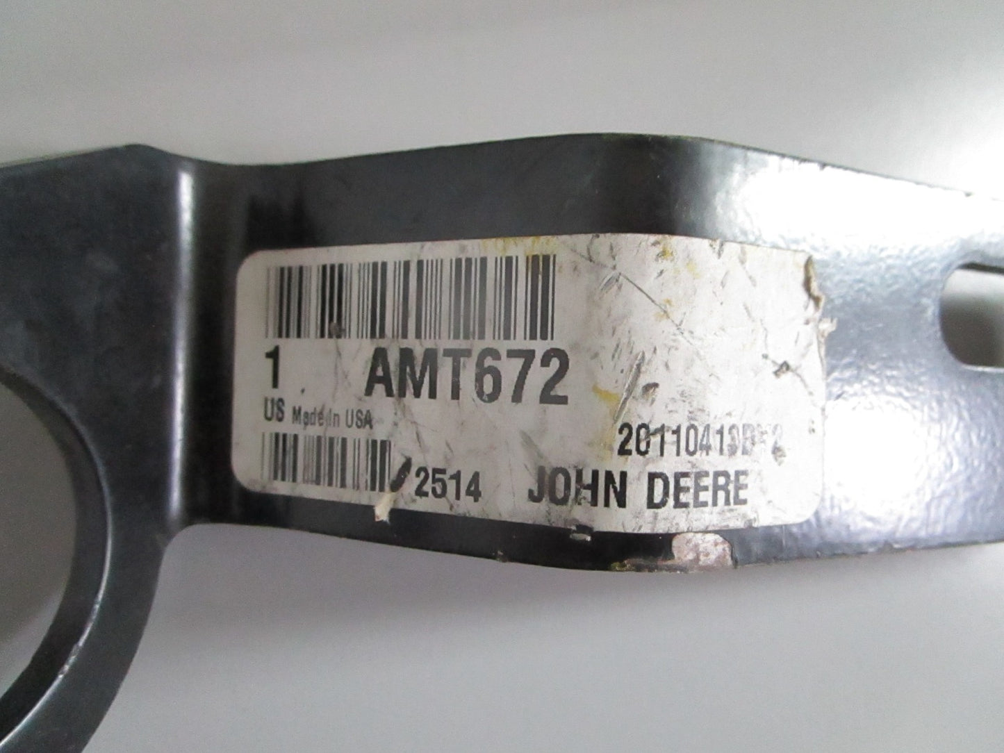 NEW OEM AMT672 John Deere Bracket 0820