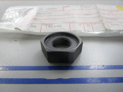 NEW OEM 3862390 Volvo Penta Nut 0810