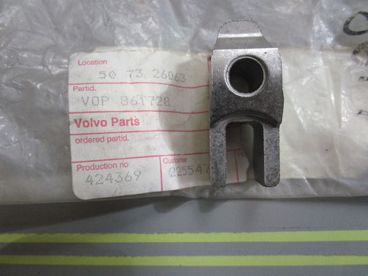 *NEW OEM* 0820 Volvo Penta Yoke 861728