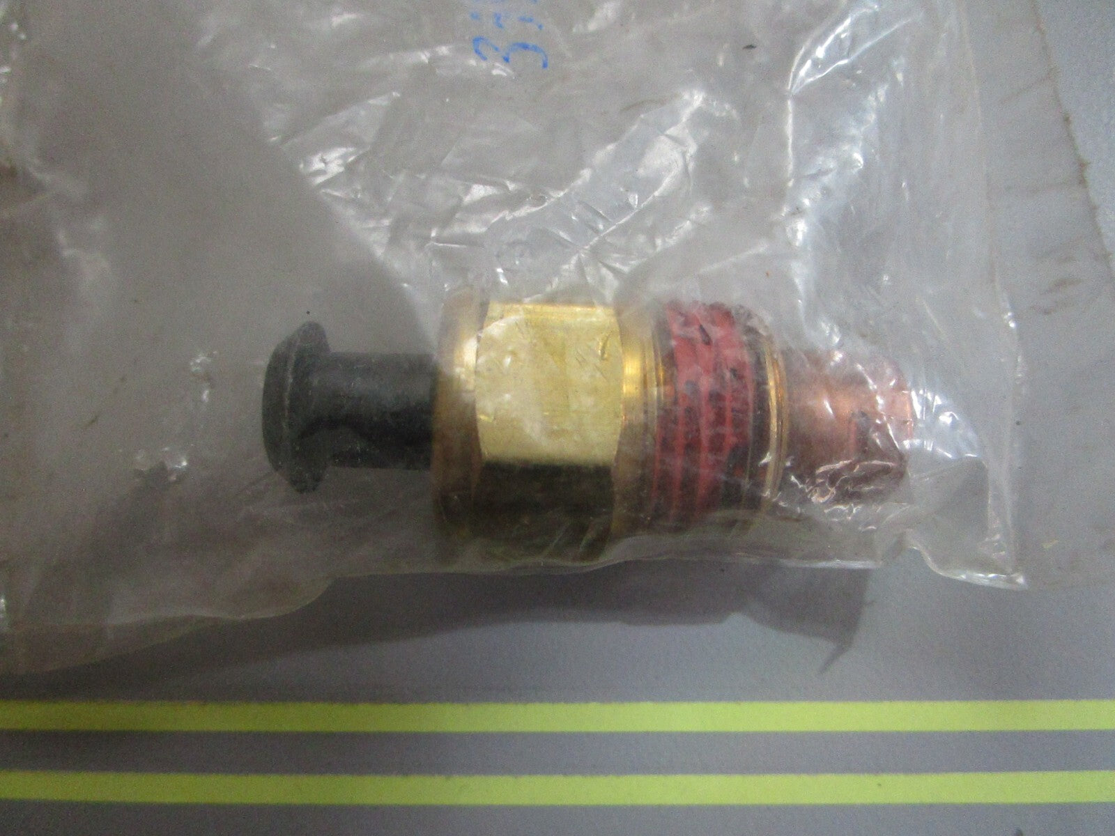 *NEW OEM* 0820 OMC Johnson Evinrude Water Temperature Switch 986887 0986887