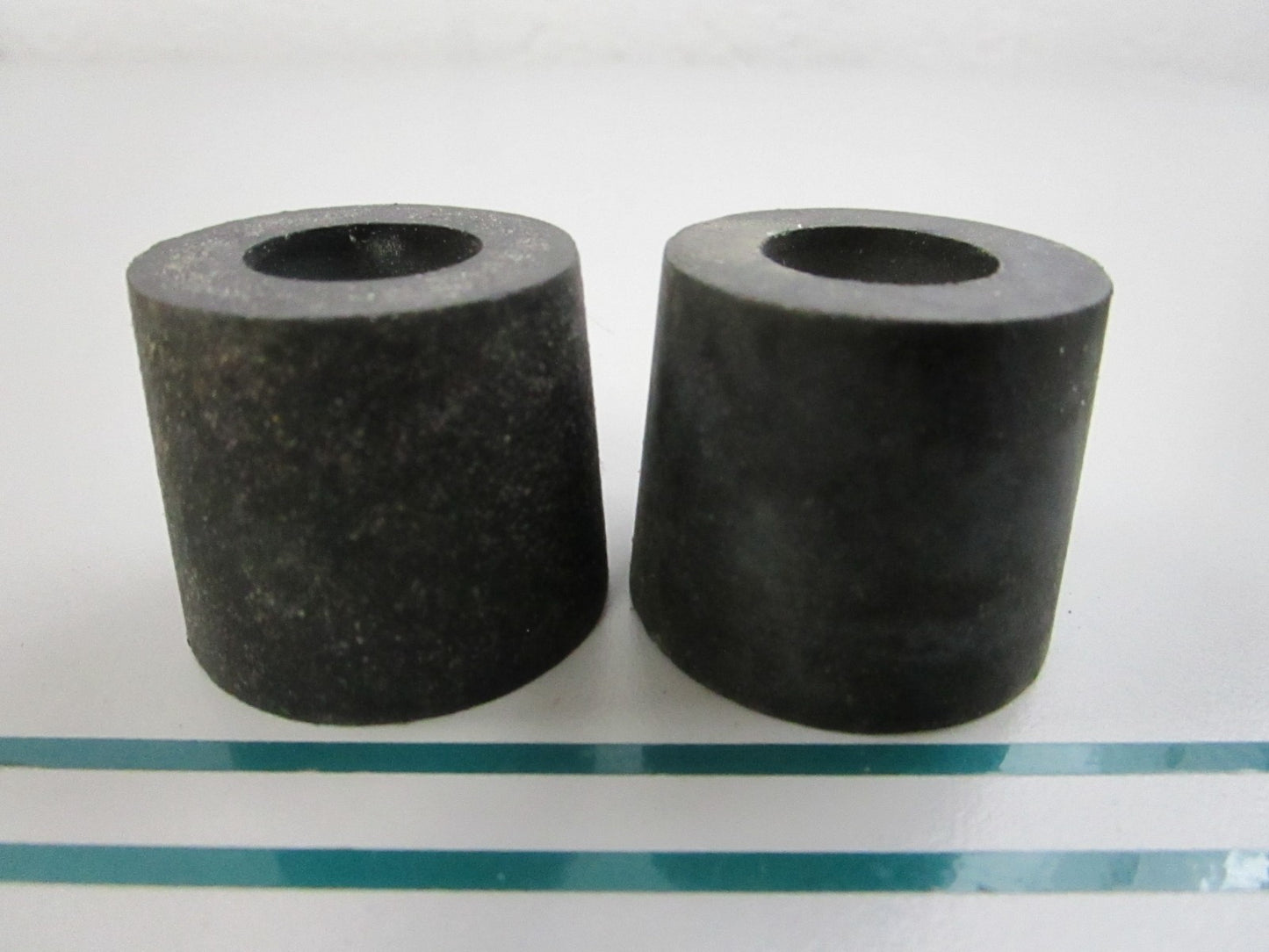 NEW OEM (LOT OF 2) 9G-4872 CAT Stopper 0810