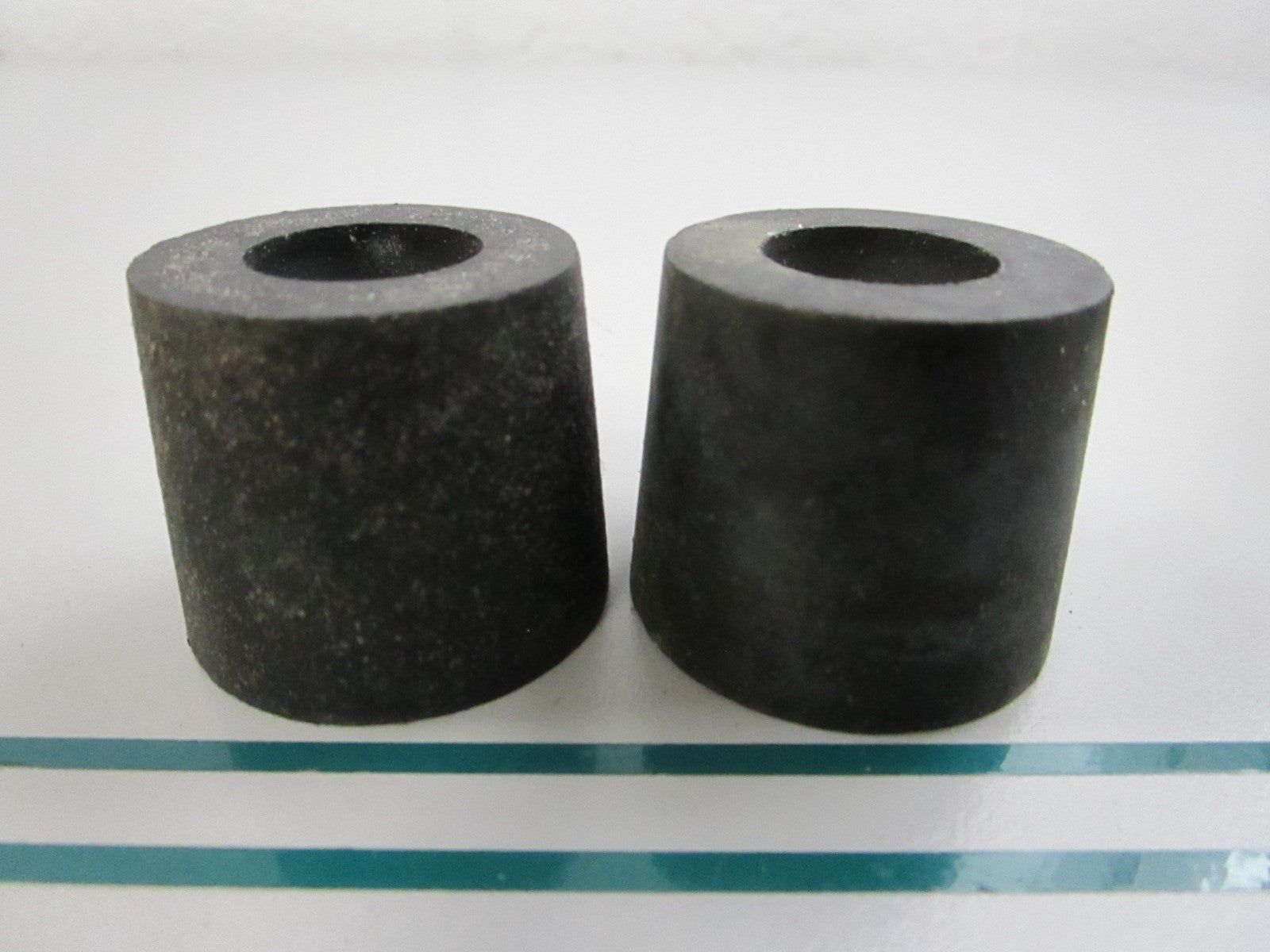 NEW OEM (LOT OF 2) 9G-4872 CAT Stopper 0810