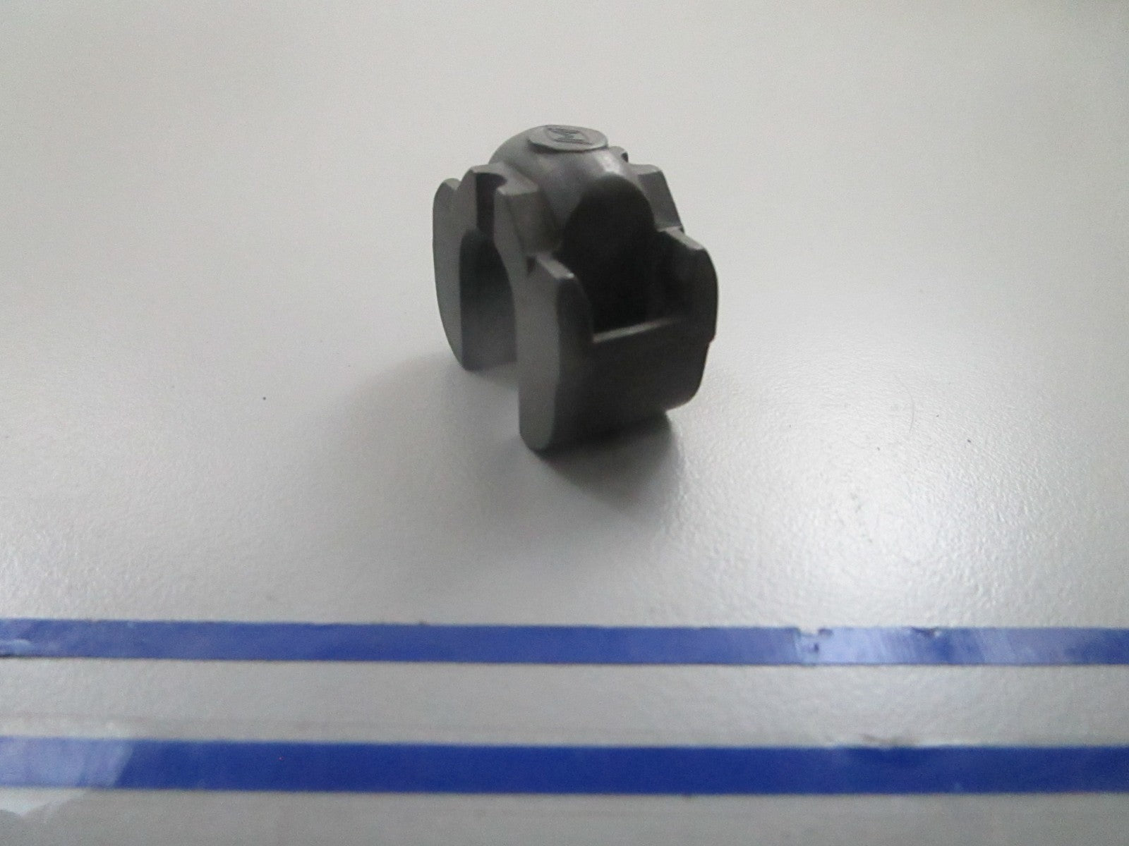 *NEW OEM* 0810 OMC Johnson Evinrude Shift Cradle 322900 0322900