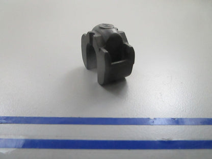 *NEW OEM* 0810 OMC Johnson Evinrude Shift Cradle 322900 0322900