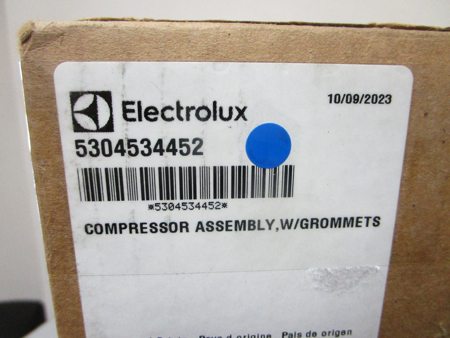 *NEW OEM* 0720 Electrolux Compressor Assembly 5304534452