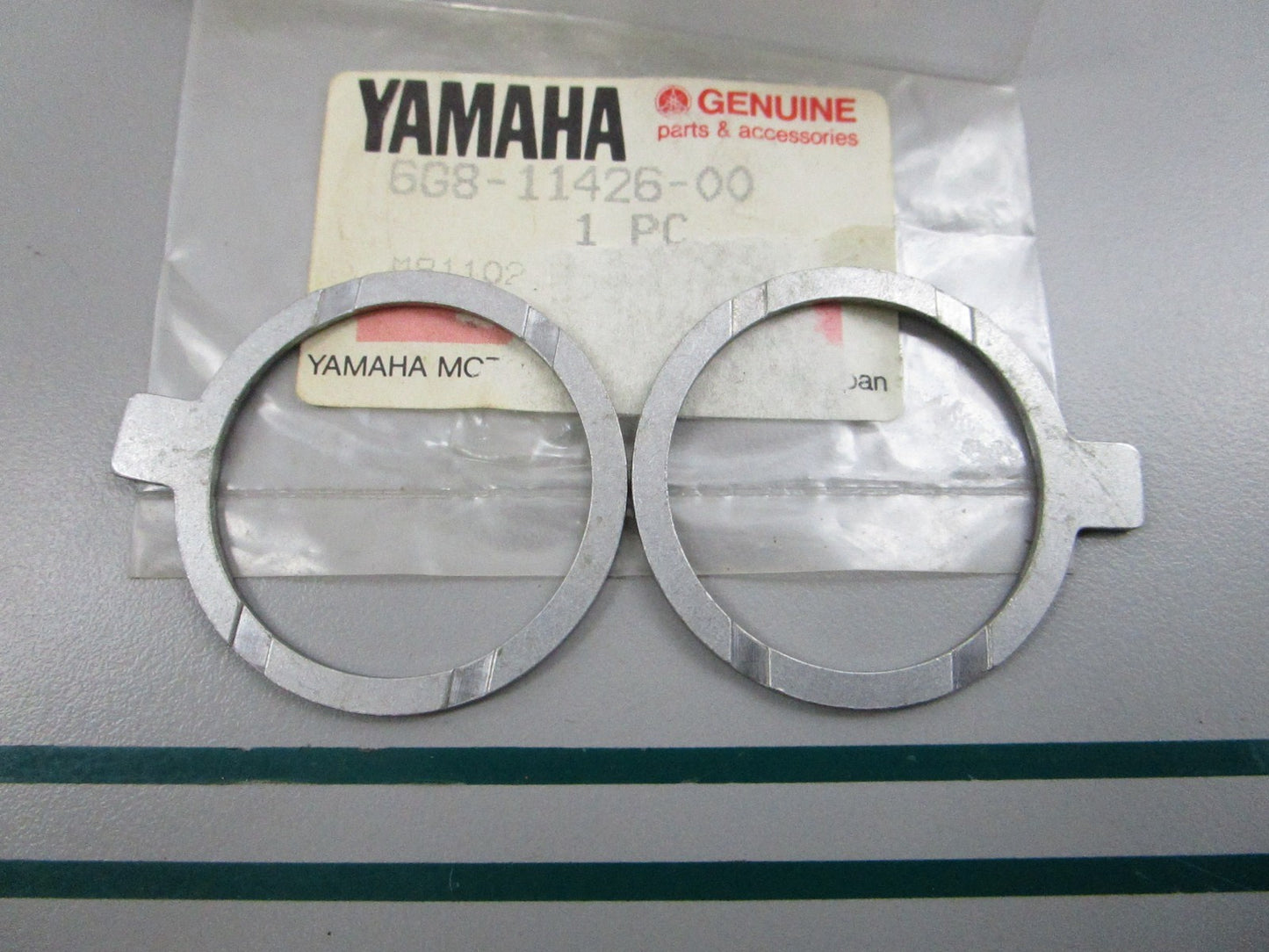 NEW OEM (LOT OF 2) 6G8-11426-00-00 Yamaha Plane Bearing 0810