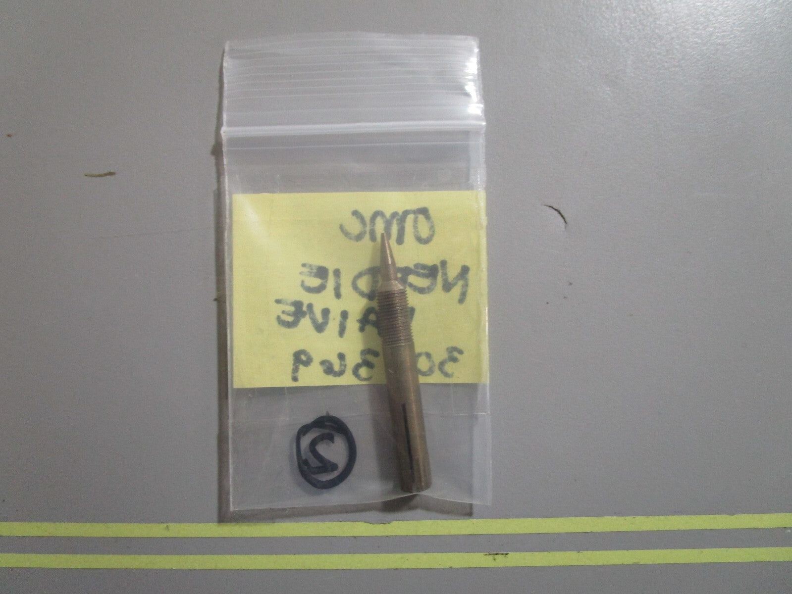 *NEW OEM* 0810 OMC Johnson Evinrude Needle Valve 307369 0307369