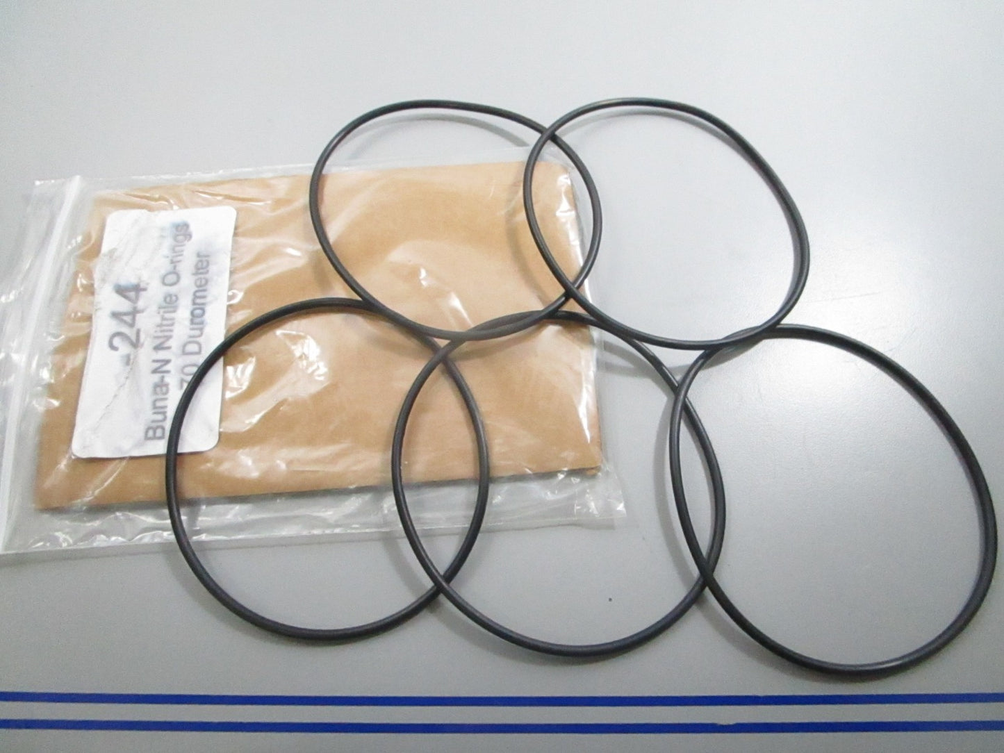 *NEW* (LOT OF 5) 0810 Buna-N Nitrile O-Ring -244