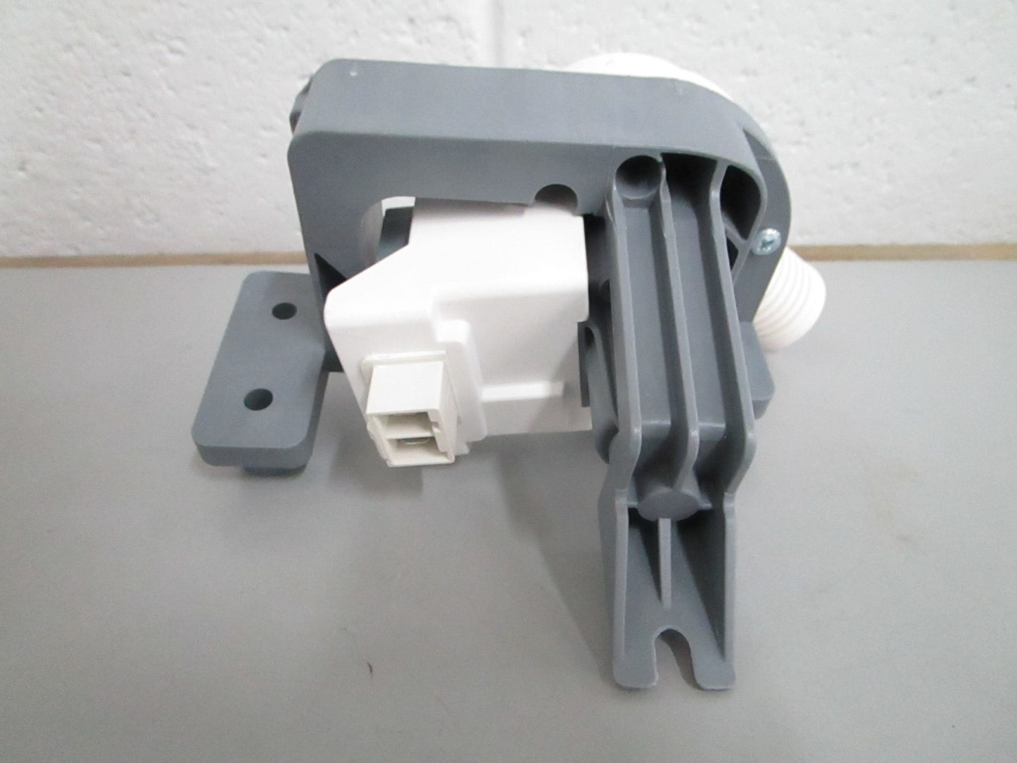 *NEW OEM* 0820 Whirlpool Water Pump W10876600