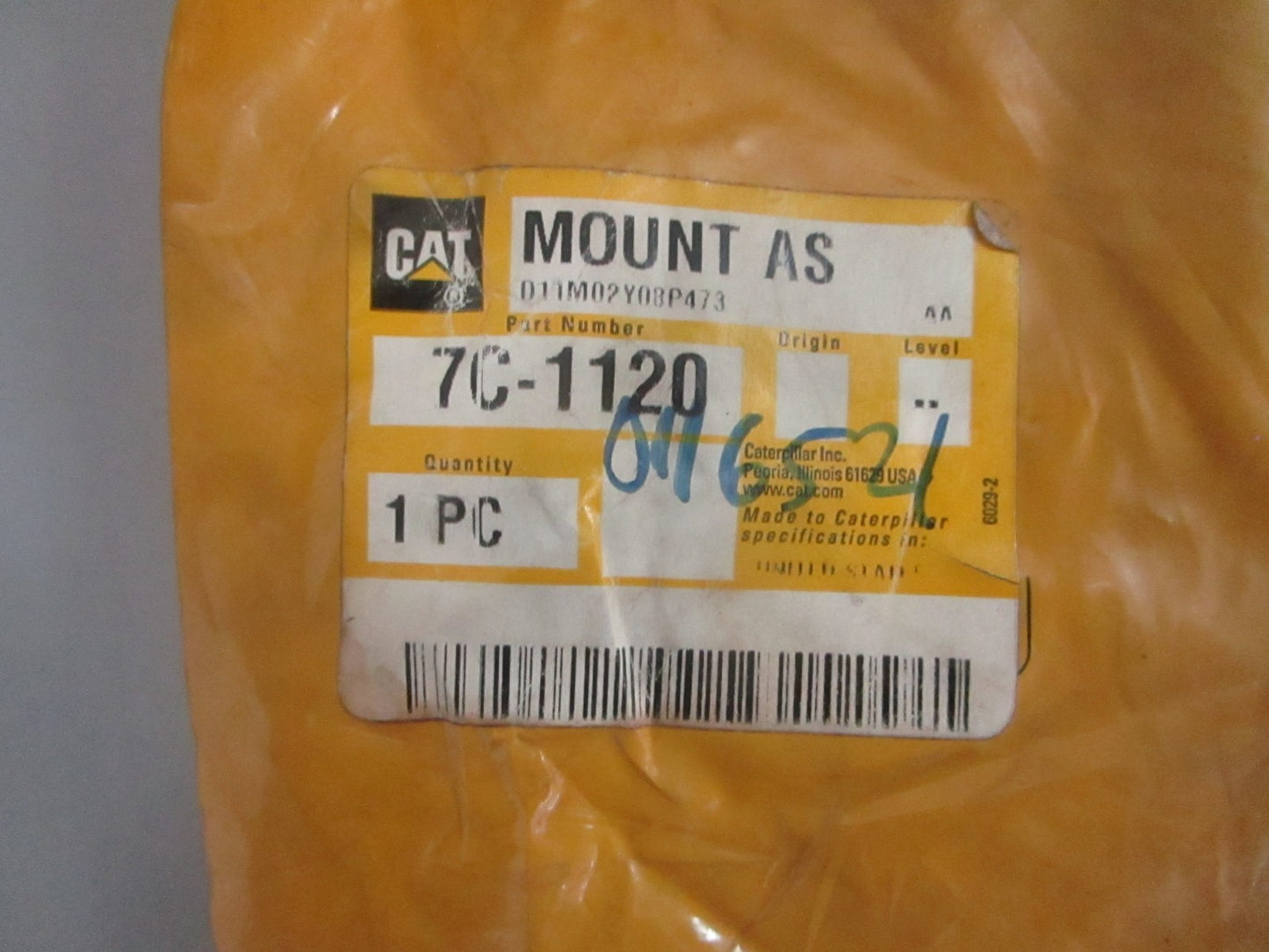 *NEW OEM* 0820 CAT Mount Assy 7C-1120