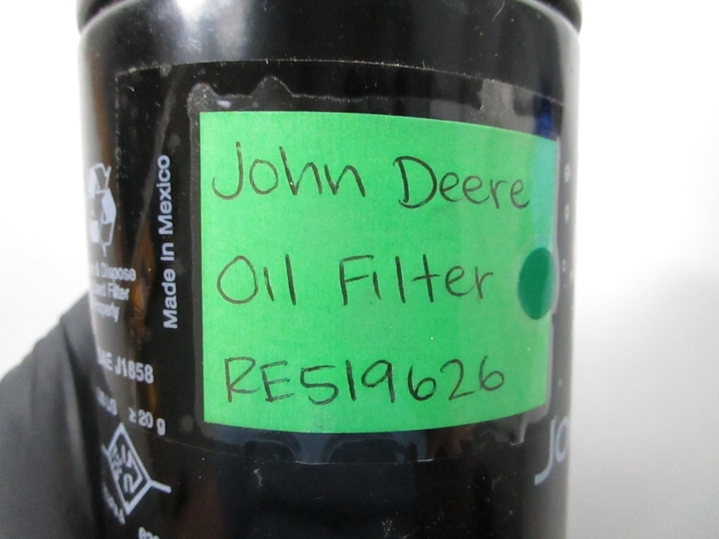 NEW OEM RE519626 John Deere Oil Filter 0810