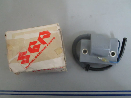 *NEW OEM* 0820 Suzuki Upper Ignition Coil 33410-98100