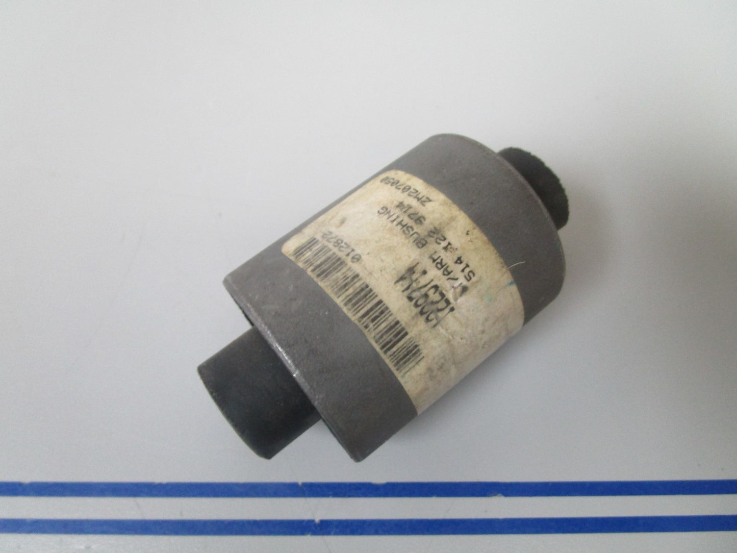 *NEW OEM* 0720 Volvo Penta Trailing Arm Bushing 1229714