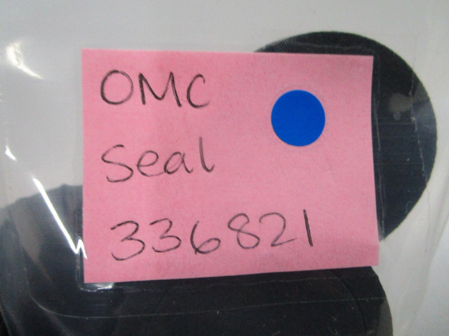 *NEW OEM* 0810 OMC Johnson Evinrude Seal 336821 0336821