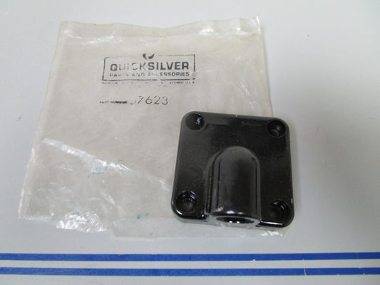 *NEW OEM* 0810 Mercury Quicksilver Cover 57623