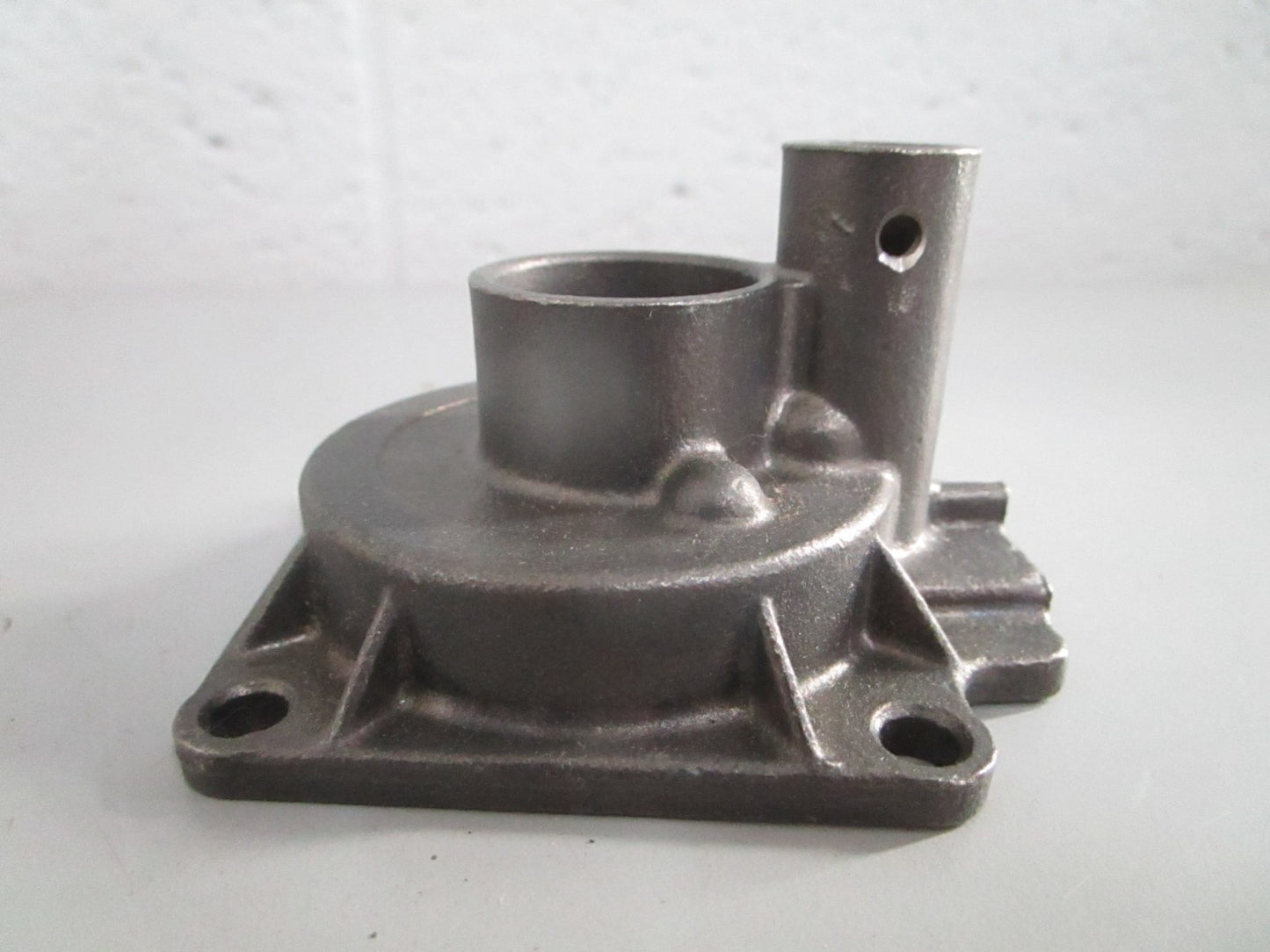 NEW OEM 17411-96302 Suzuki Water Pump Housing 0820