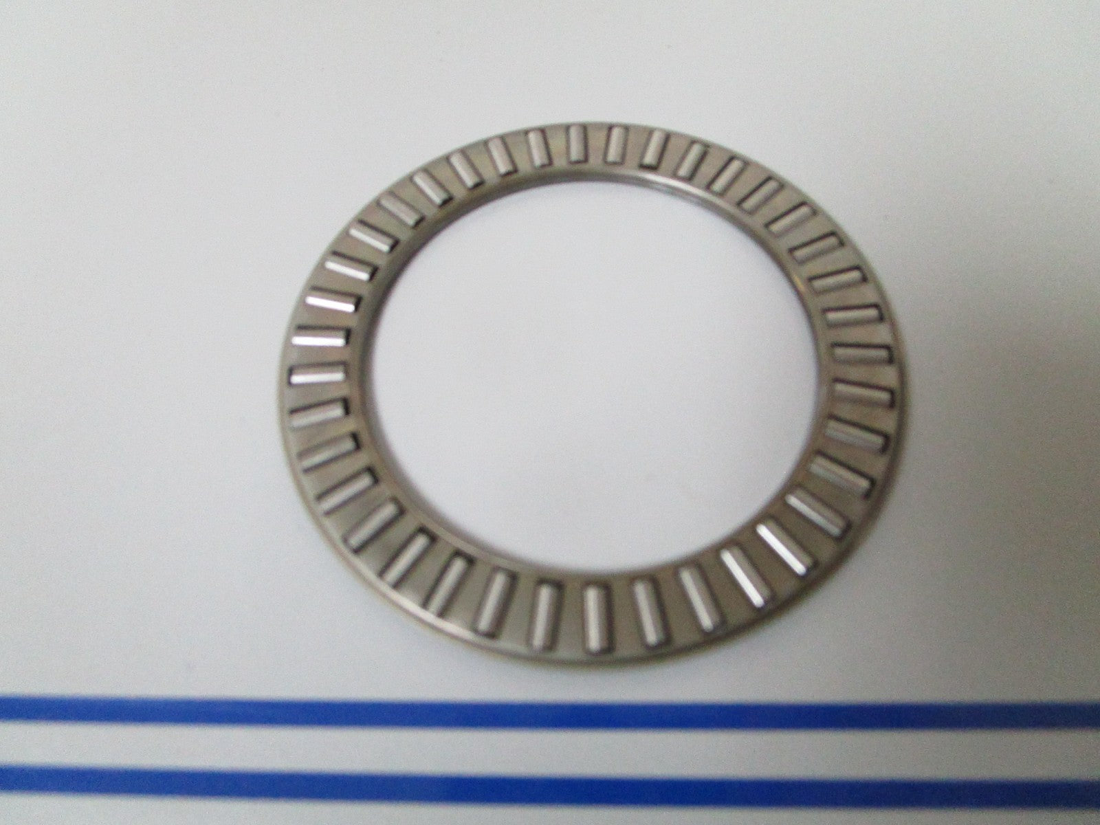 NEW OEM 385043 0385043 OMC Johnson Evinrude Thrust Bearing 0720