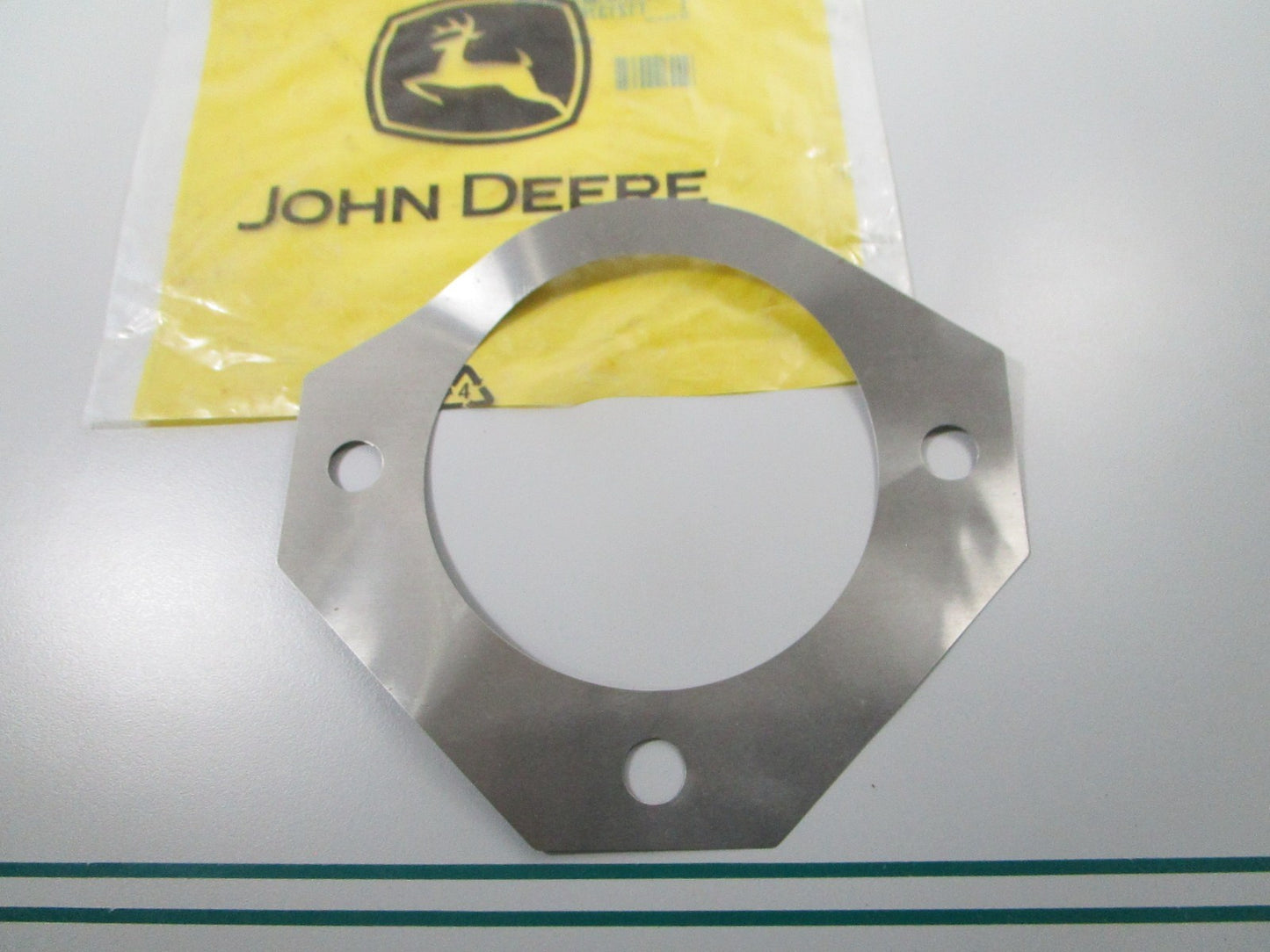 NEW OEM T121376 John Deere Shim 0810