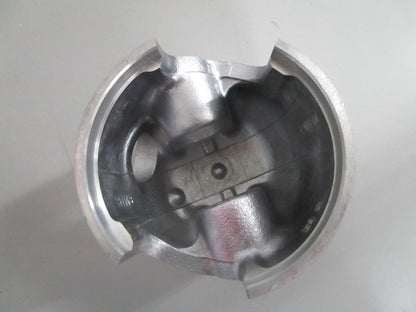 *NEW OEM* 0820 Mercury Quicksilver Piston Ay 765-7443A2