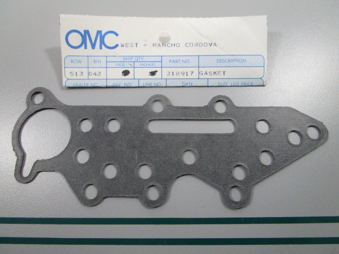 NEW OEM 318917 0318917 OMC Johnson Evinrude Gasket 0810