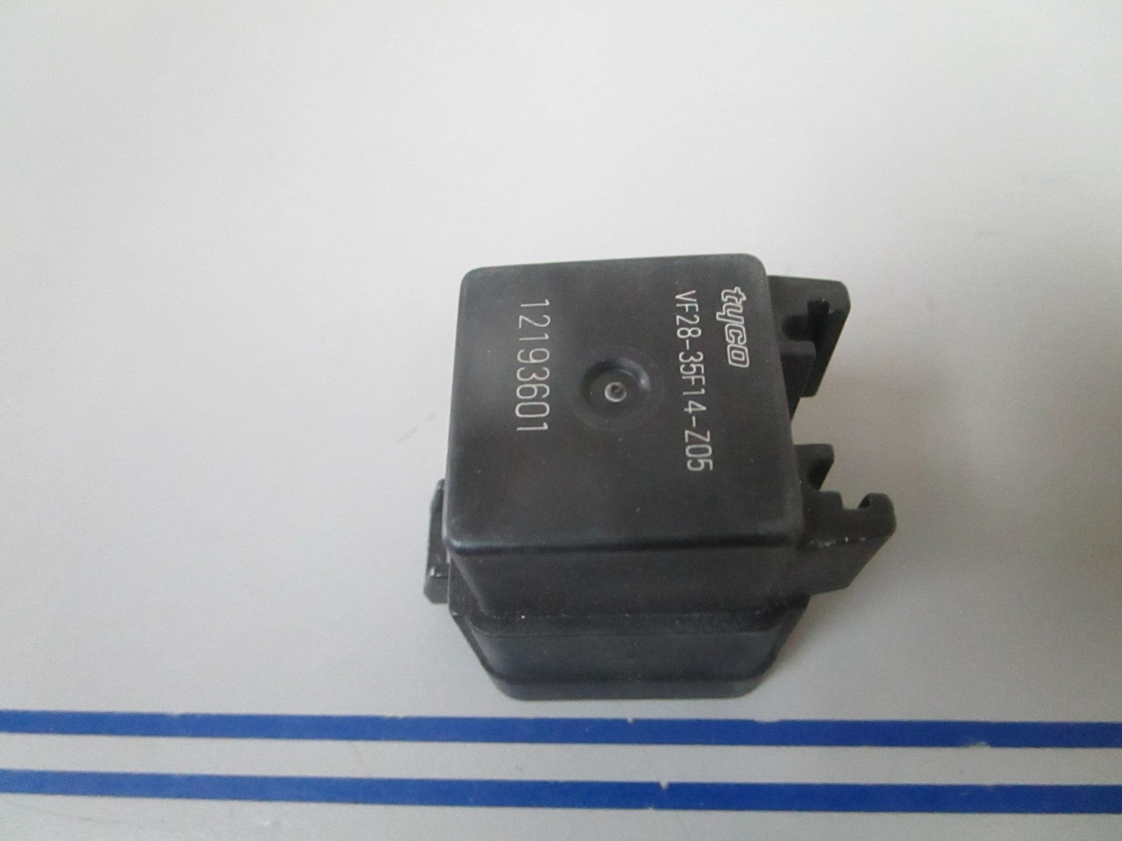 *NEW OEM* 0720 Mercury Quicksilver Relay 807057T