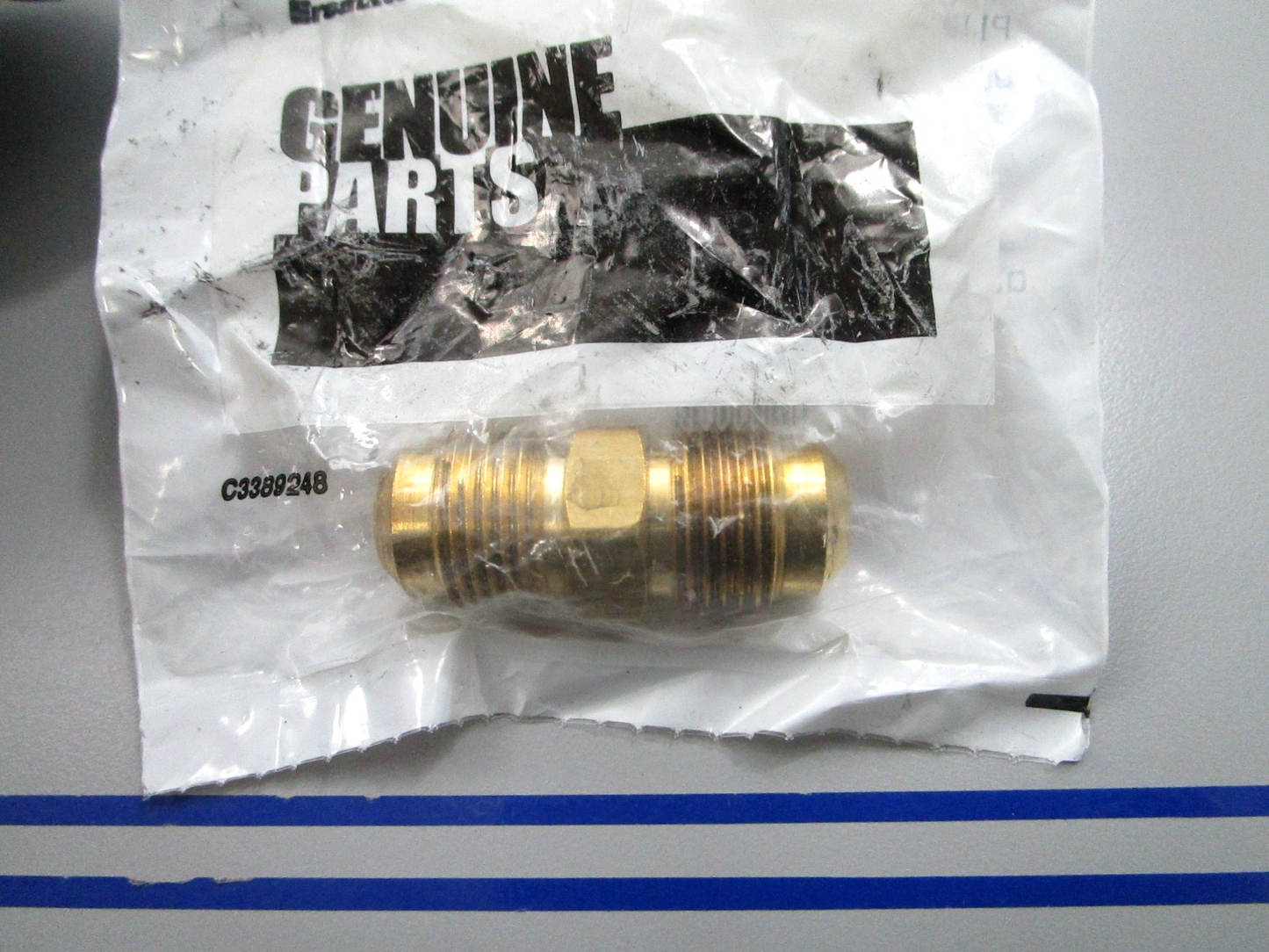 *NEW OEM* 0810 Cummins Male Union 4984020