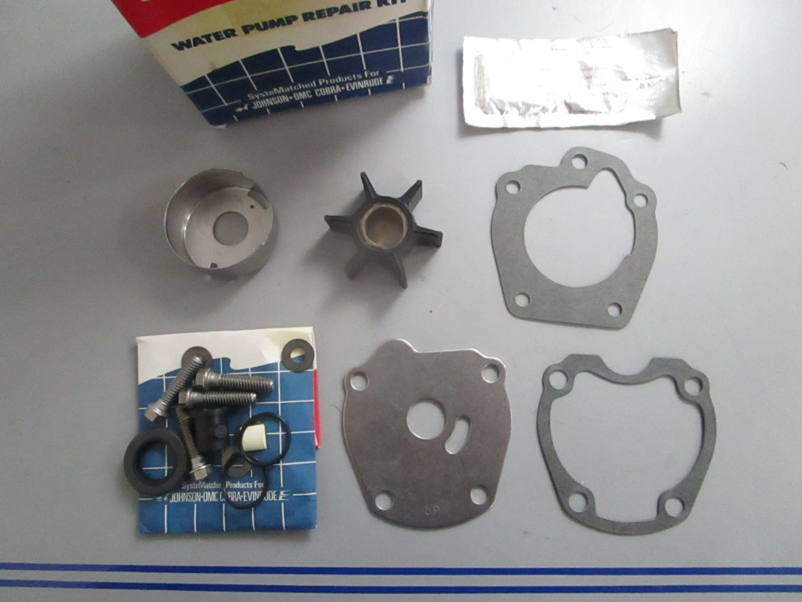 *NEW OEM* 0820 OMC Johnson Evinrude Water Pump Kit 388891 0388891