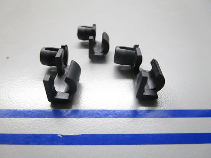 *NEW OEM* (LOT OF 3) 0810 Suzuki Connector 09209-05017