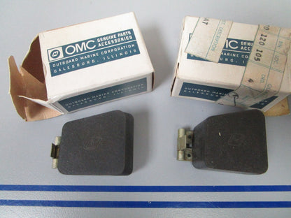 NEW OEM (LOT OF 2) 381353 0381353 OMC Johnson Evinrude Float & Arm 0810
