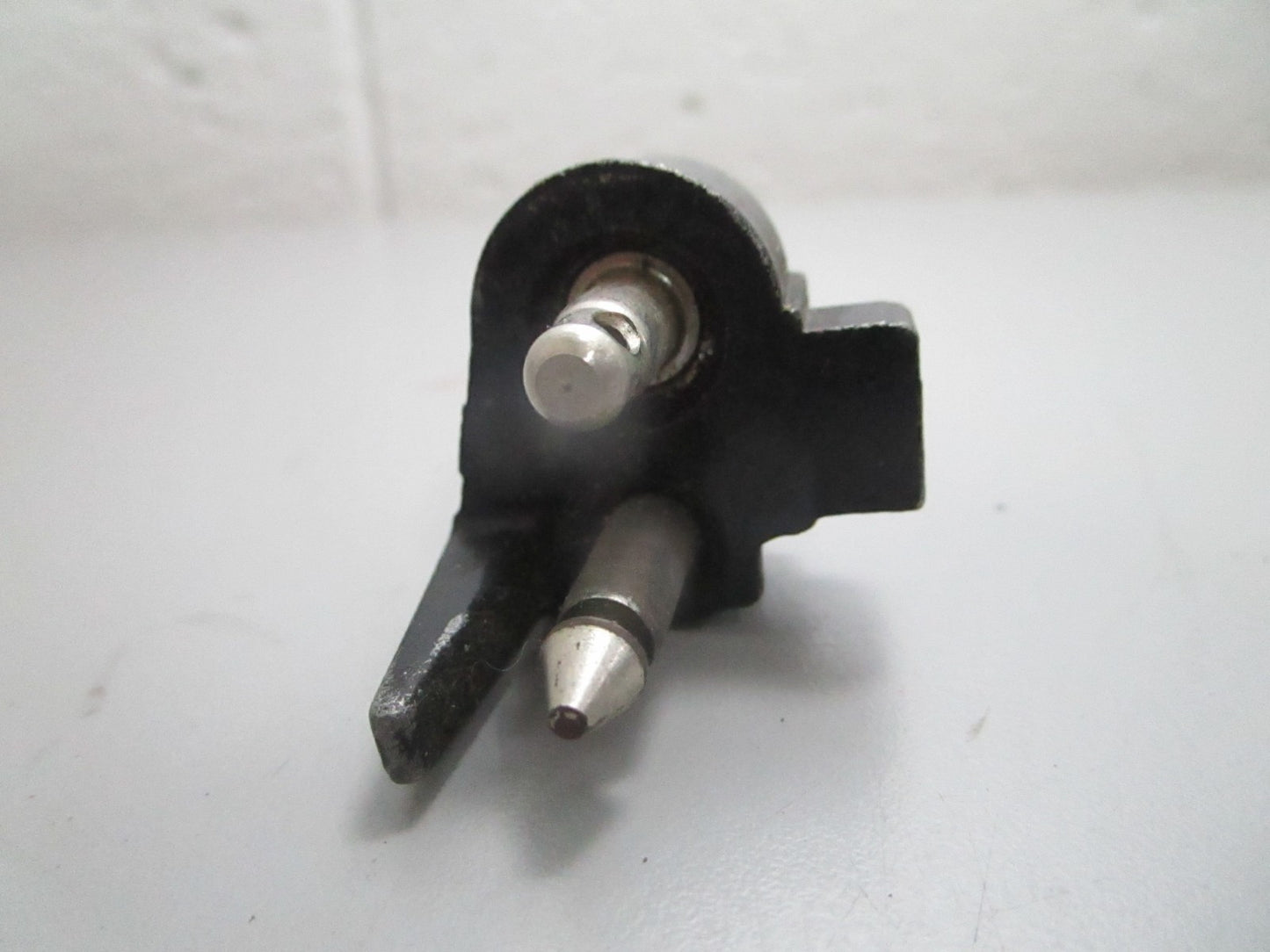*NEW OEM* 0820 OMC Johnson Evinrude Fuel Connector Assy 438793 0438793