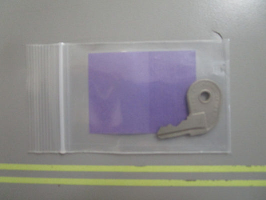 *NEW OEM* 0810 OMC Johnson Evinrude Ignition Key 73-18 501783 0501783