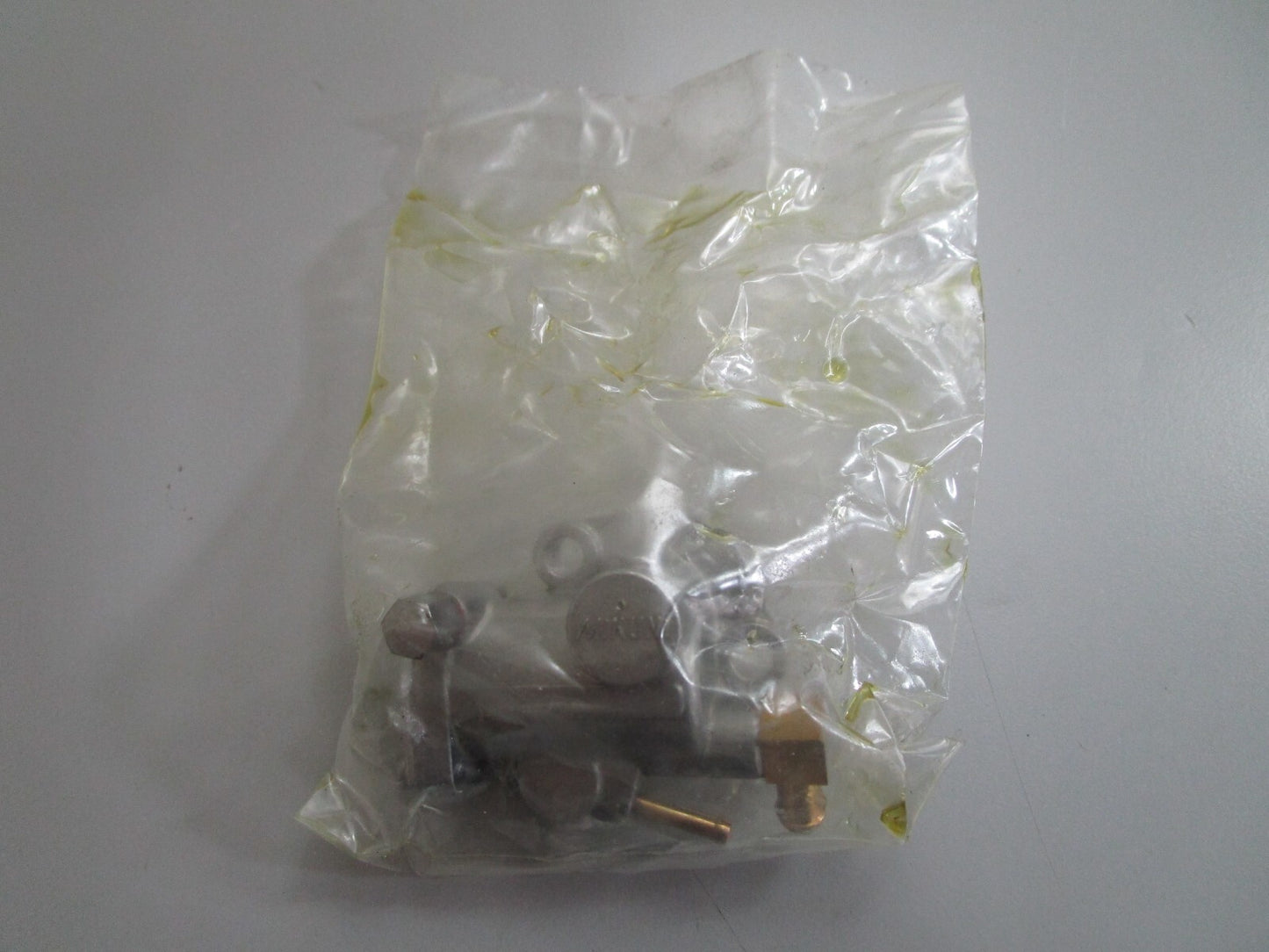 *NEW OEM* 0820 Suzuki Oil Pump Assy 16100-92D11